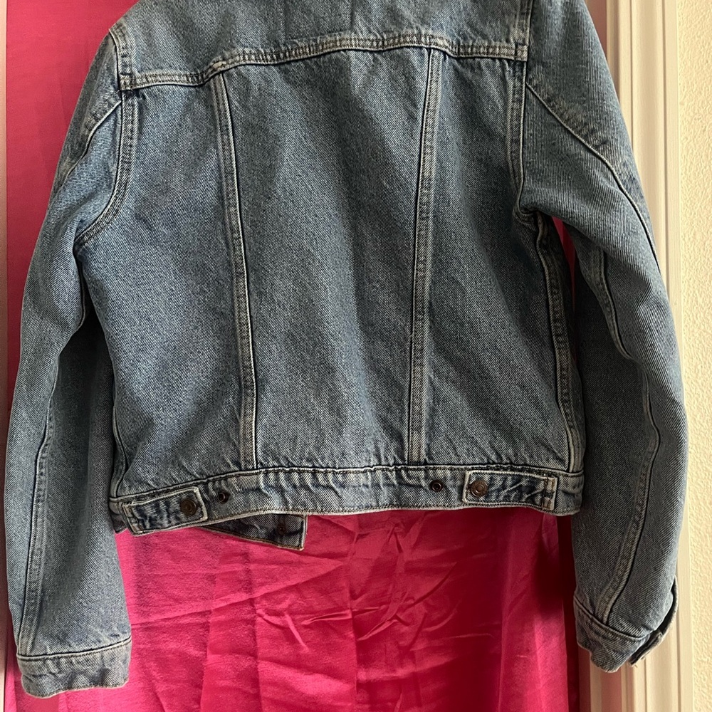 Levi's Light Blue Denim Sherpa Lined Jean Jacket - Picture 2 of 9